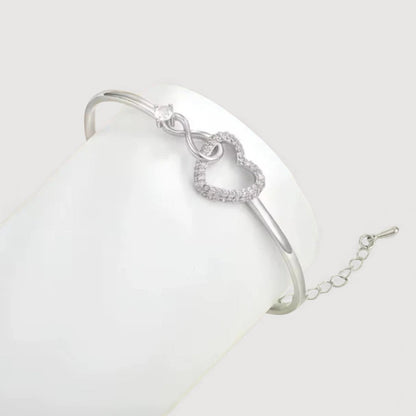 ARIEL – HEART KNOT BRACELET