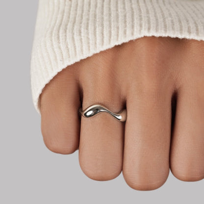 NOVA – MINIMALIST RING