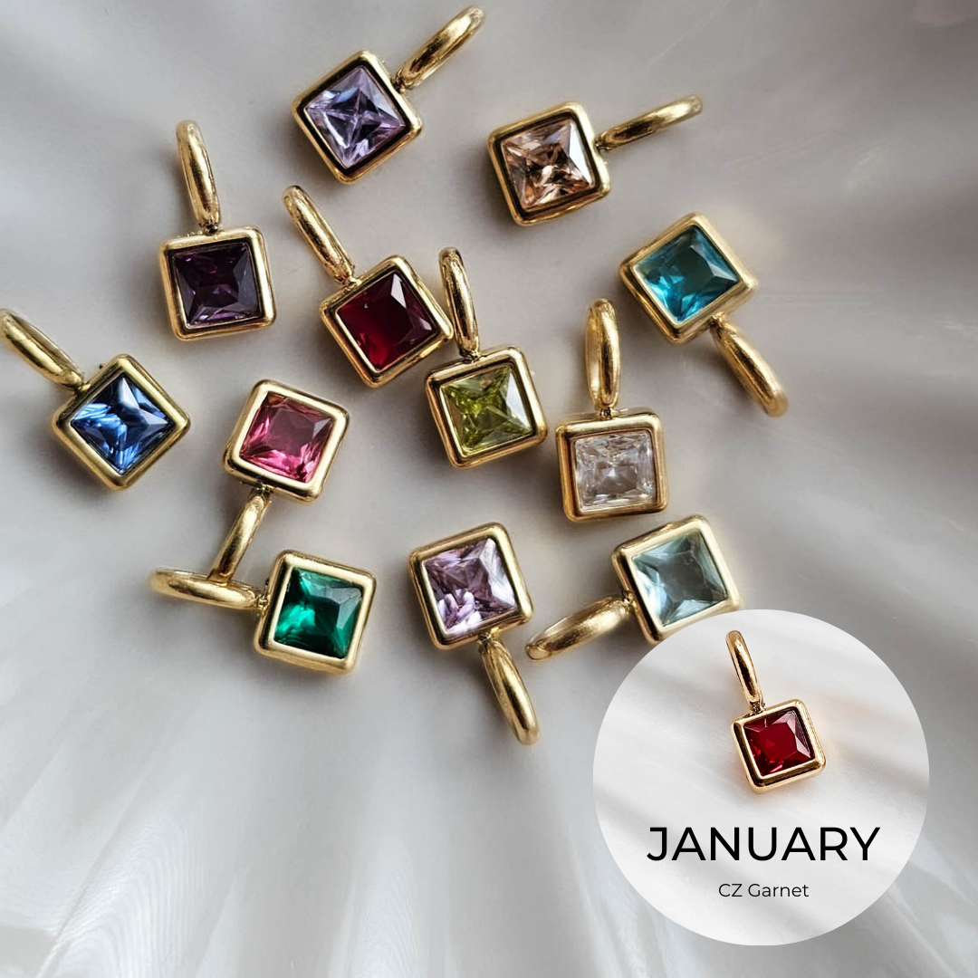 Enchanting Moments ~ Personalise Me Gold Necklace