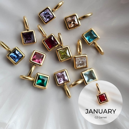 Enchanting Moments ~ Personalise Me Gold Necklace