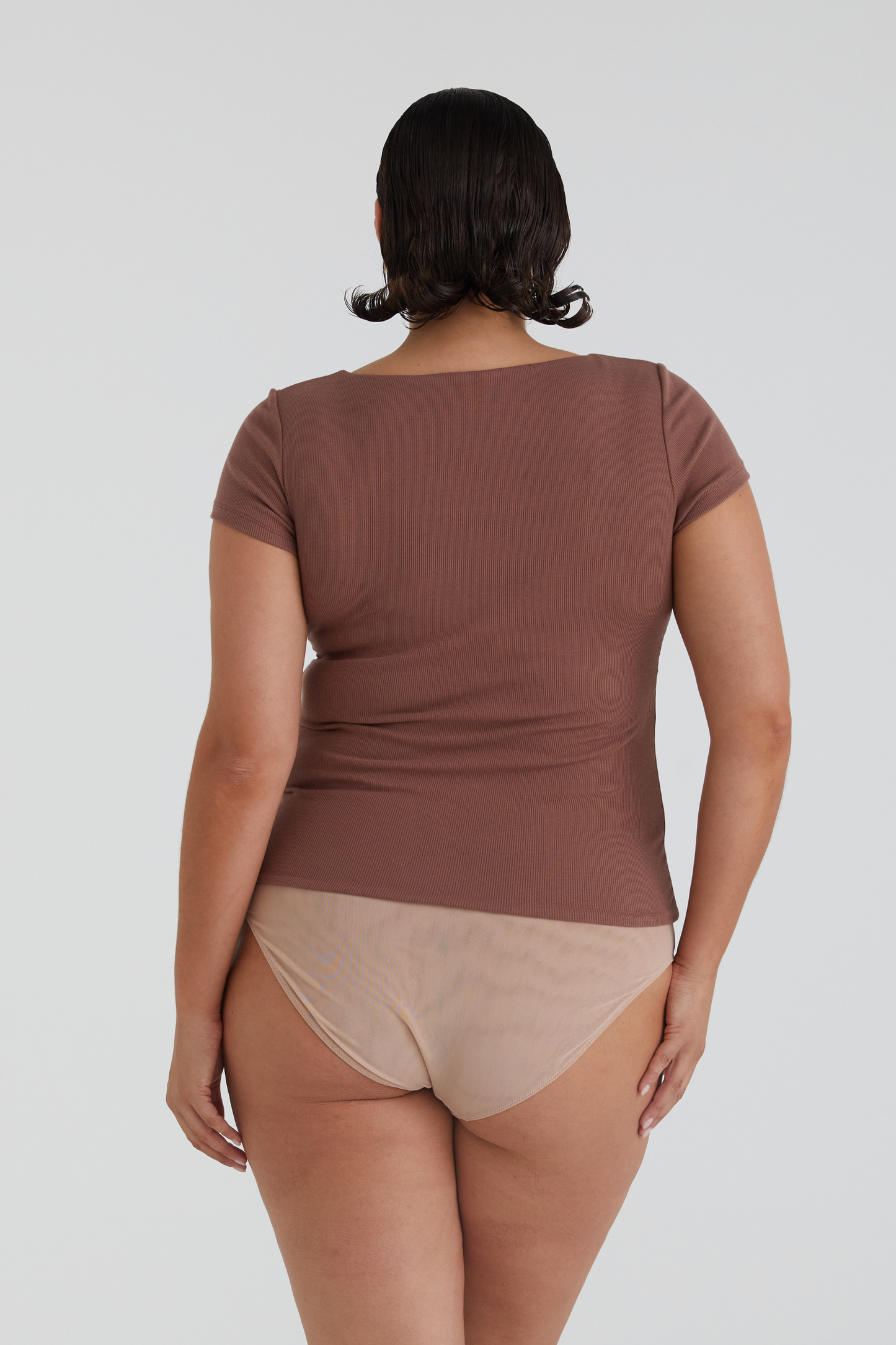 Busty Basics - T-shirt